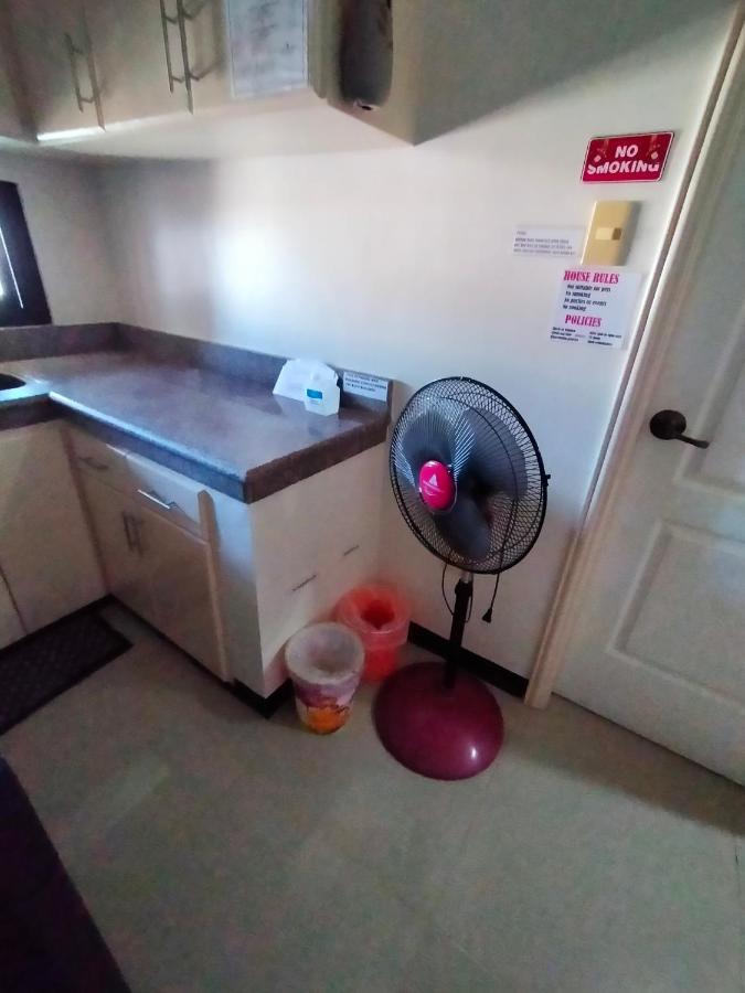 V.F. Riton Apartelle Laoag Dış mekan fotoğraf