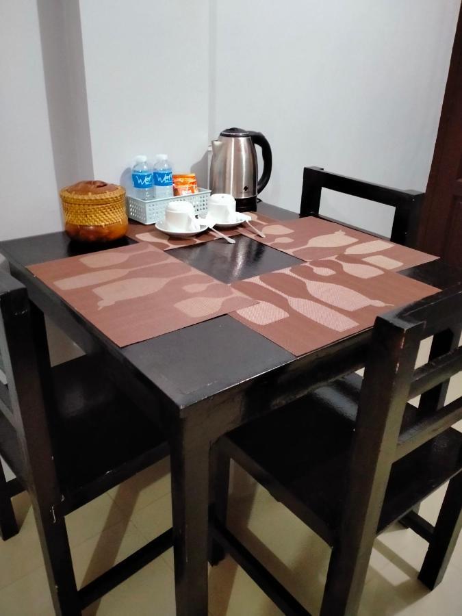 V.F. Riton Apartelle Laoag Dış mekan fotoğraf