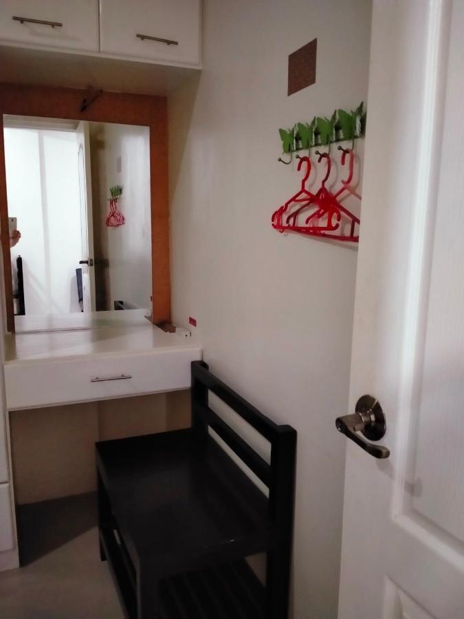 V.F. Riton Apartelle Laoag Dış mekan fotoğraf