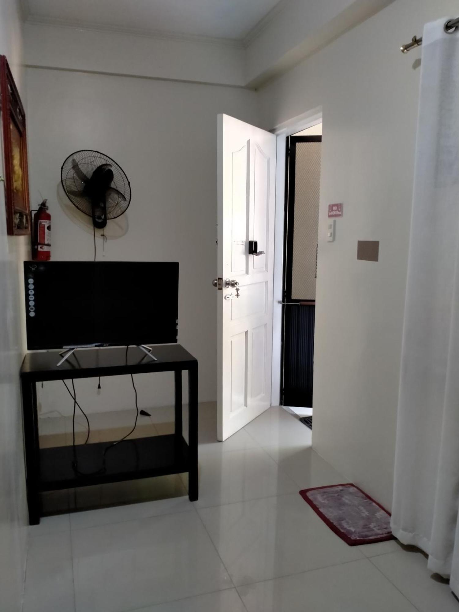 V.F. Riton Apartelle Daire Laoag Oda fotoğraf